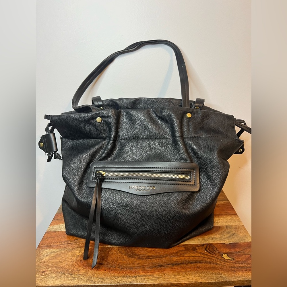London Fog Black Pebbled Vegan Leather Handbag Purse Bag